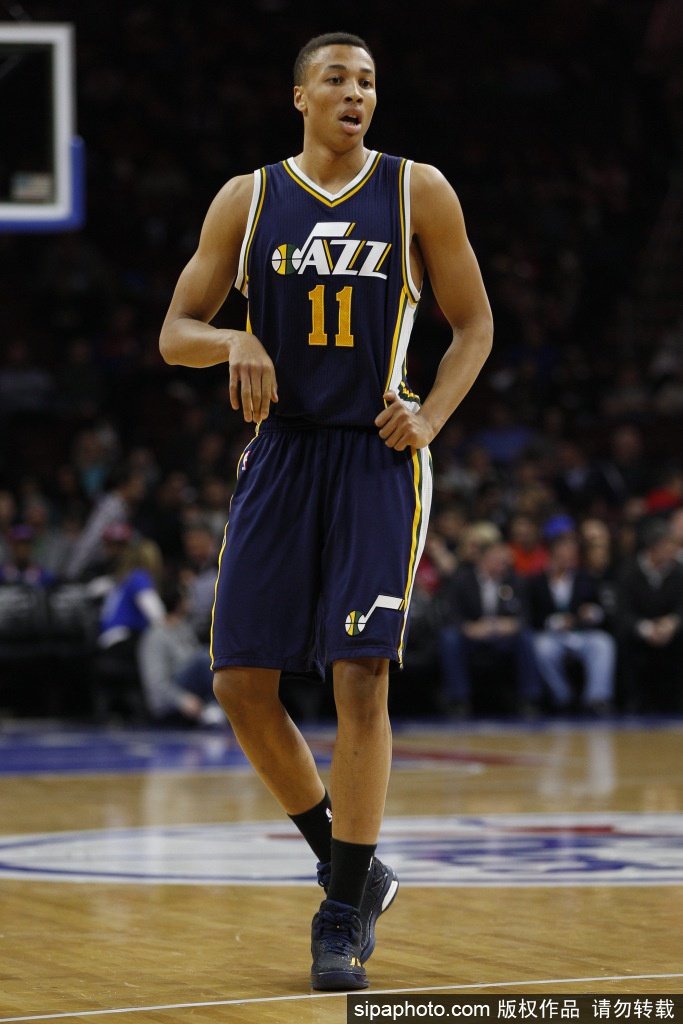 刚刚！冲刺阶段克里夫兰骑士临场应变风云突变犹他爵士窗口期完成体检，阿斯顿维拉国际比赛日刷新队史纪录(克里夫兰便秘评分量表)